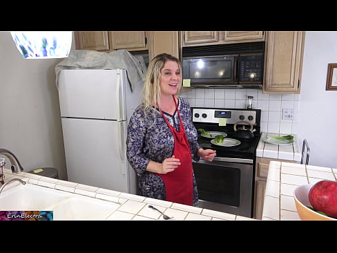 ❤️ Ibu tiri memerah susunya di dapur sebelum tarikhnya ❤ Lucah fb di lucah ms.assistdoctor23.ru ❤